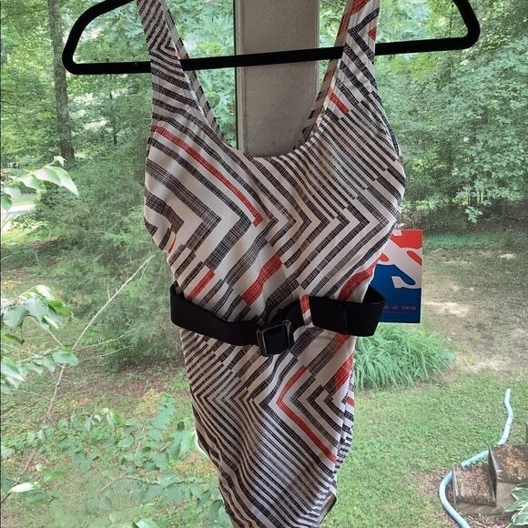 Sunā&āSea...Ā OneāPieceāBathingāSuit - Picture 3 of 5